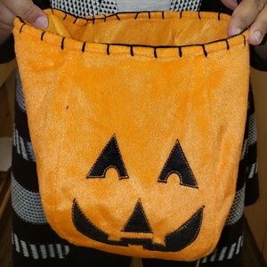 Kids Halloween trick or treat bag